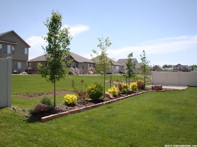1404 N 2475 W, Clinton, UT 84015 — photo 12