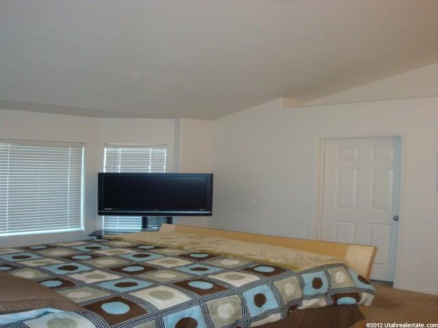 1404 N 2475 W, Clinton, UT 84015 — photo 5
