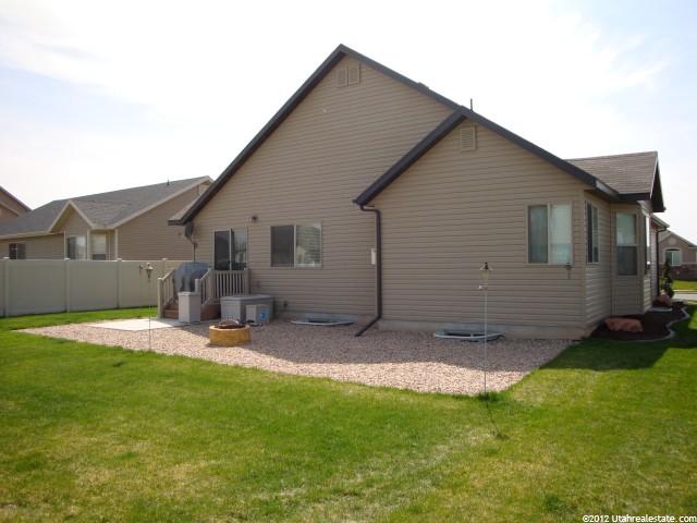 1404 N 2475 W, Clinton, UT 84015 — photo 9