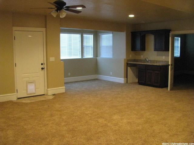 696 W 2400 S, Syracuse, UT 84075 — photo 5