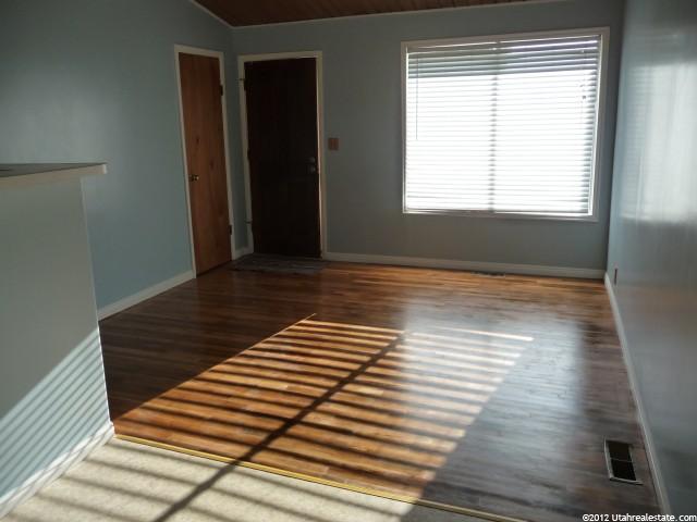 184 N Fowler Ave, Ogden, UT 84404 — photo 2