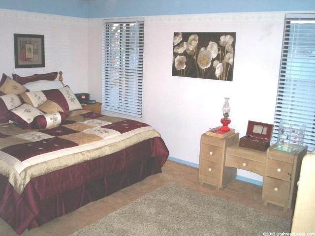 295 E Burton Ln S, Kaysville, UT 84037 — photo 12