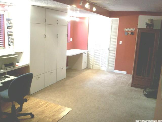 295 E Burton Ln S, Kaysville, UT 84037 — photo 8