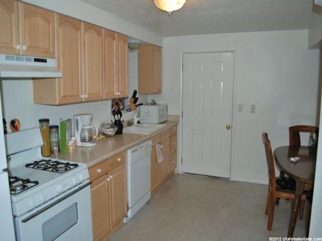 11257 Cedar View Cir, Sandy, UT 84094 — photo 4