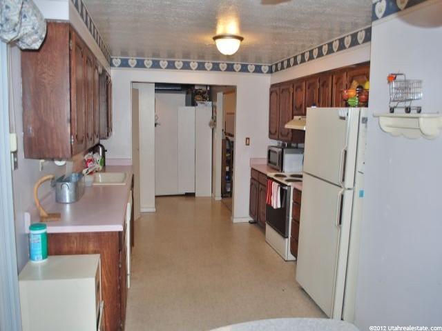 11257 Cedar View Cir, Sandy, UT 84094 — photo 5