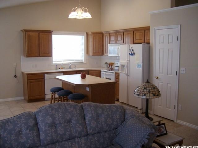 569 E 2350 N, North Ogden, UT 84414 — photo 4