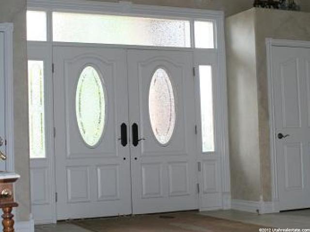 877 Signal Hl, Fruit Heights, UT 84037 — photo 2
