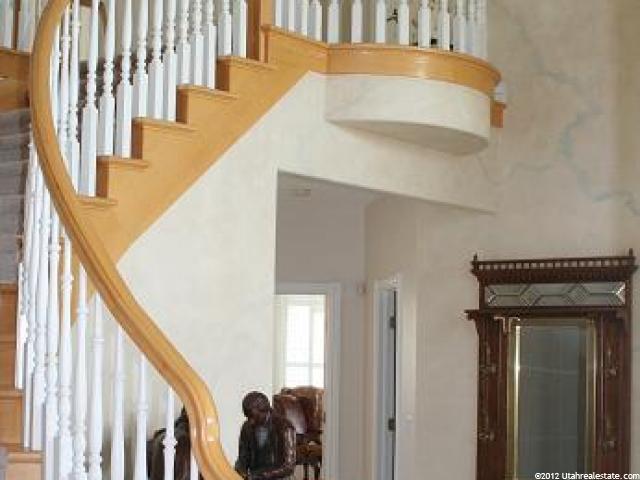 877 Signal Hl, Fruit Heights, UT 84037 — photo 7