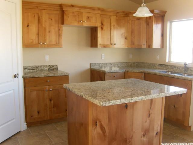 1638 N 100 E, Layton, UT 84041 — photo 2