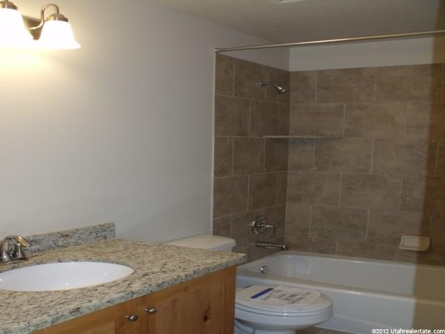 1638 N 100 E, Layton, UT 84041 — photo 8