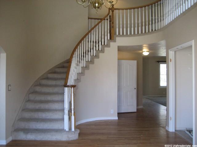 6 E Quietwood Ln S, Sandy, UT 84092 — photo 2