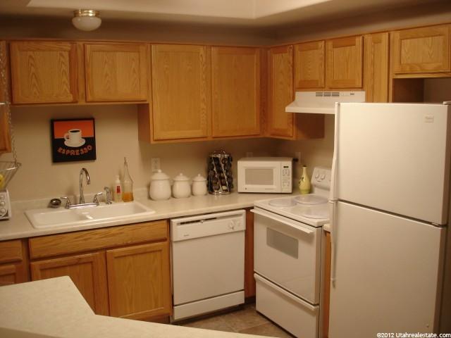 152 E Daisyfield Dr S, Draper, UT 84020 — photo 2