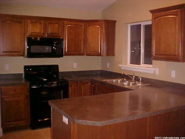 902 W 600 S, Tremonton, UT 84337 — photo 2