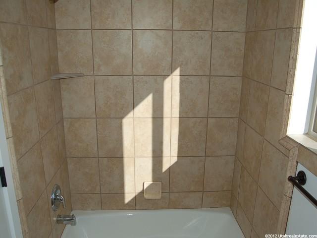 1609 N 25 E, Layton, UT 84041 — photo 8