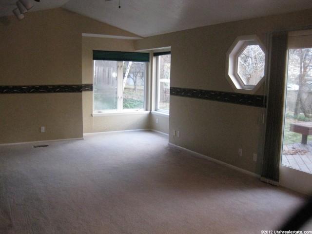 1100 S Lamplighter Dr E, River Heights, UT 84321 — photo 5
