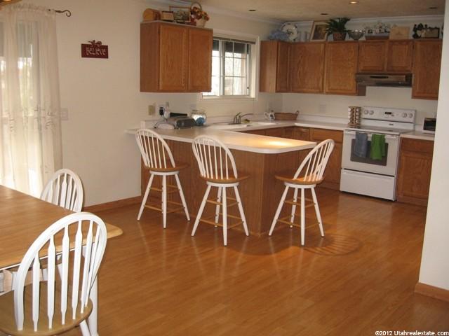 2161 N 1950 E, Layton, UT 84040 — photo 2