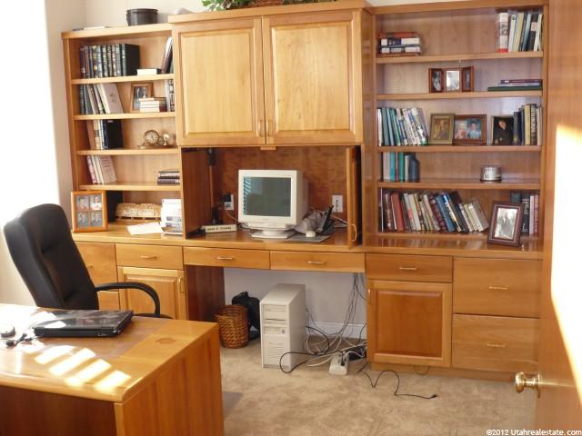 561 Tanglewood Loop, North Salt Lake, UT 84054 — photo 11