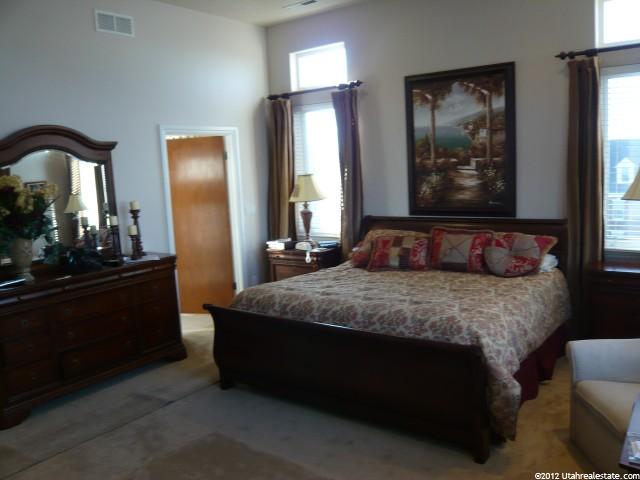 561 Tanglewood Loop, North Salt Lake, UT 84054 — photo 5