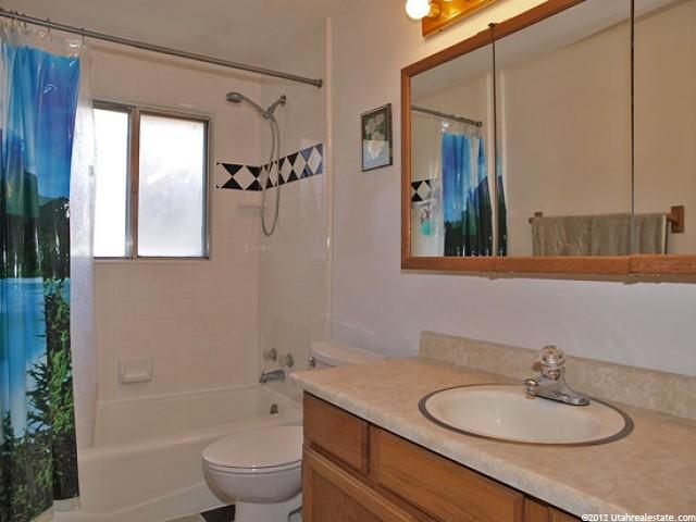 111 E Center 8d, Clearfield, UT 84015 — photo 8