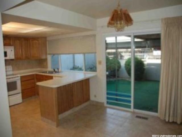 4880 S 1710 E, Holladay, UT 84117 — photo 4