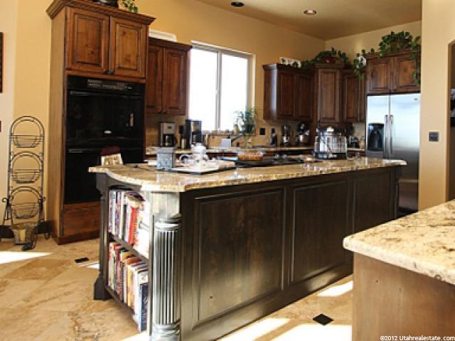 5055 Waterfall Dr, Pleasant View, UT 84414 — photo 2