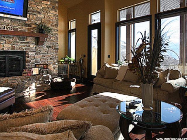 5055 Waterfall Dr, Pleasant View, UT 84414 — photo 3