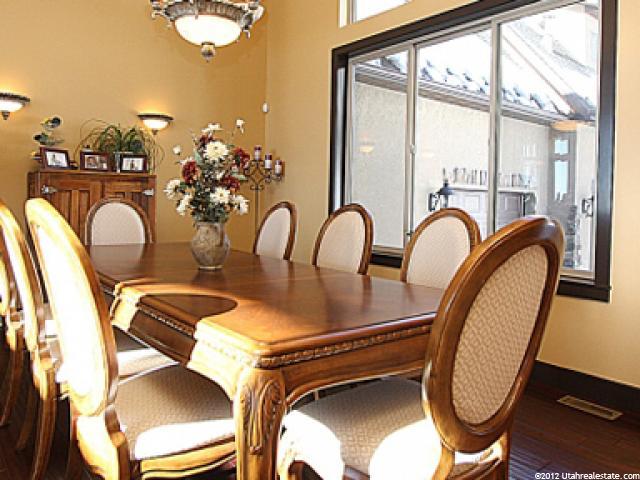 5055 Waterfall Dr, Pleasant View, UT 84414 — photo 4