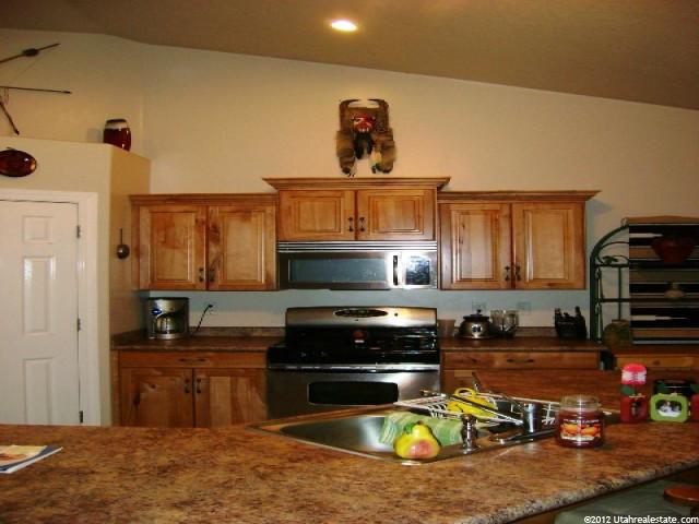 1340 W 250 S, Vernal, UT 84078 — photo 3