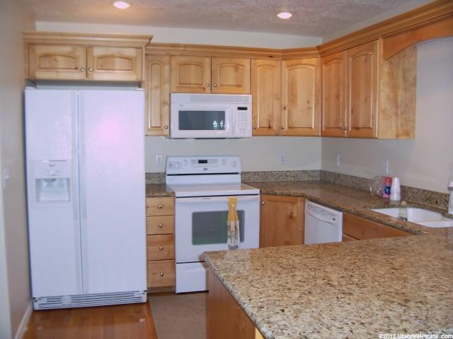 396 W 990 N, American Fork, UT 84003 — photo 4