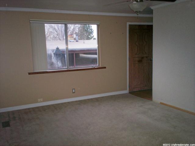 422 S 200 E, Farmington, UT 84025 — photo 2