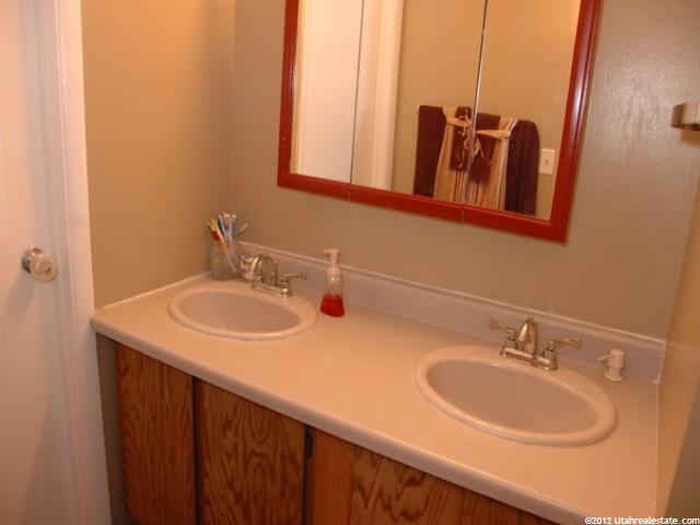 2670 Teal Way, Sandy, UT 84093 — photo 3