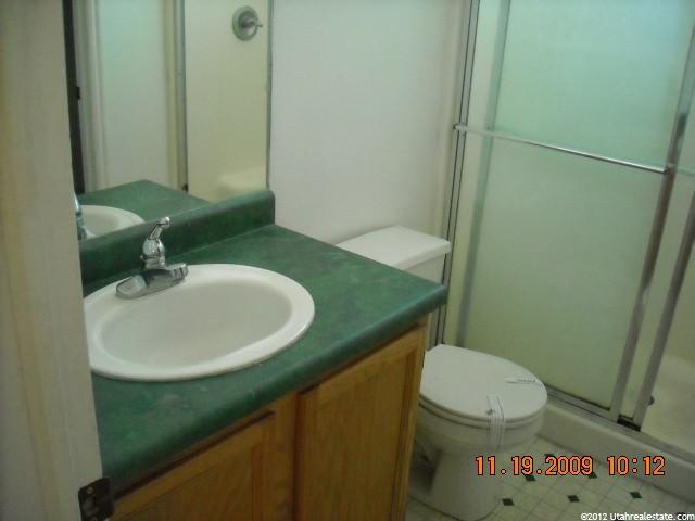 1374 N 2890 W, Clinton, UT 84015 — photo 4