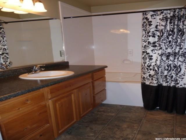 1696 N 450 E, North Ogden, UT 84404 — photo 8