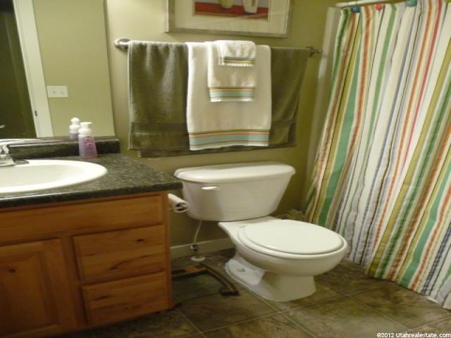 1696 N 450 E, North Ogden, UT 84404 — photo 9