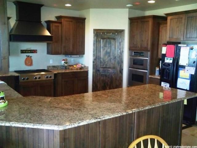 696 S Eaglepointe Dr, North Salt Lake, UT 84054 — photo 3