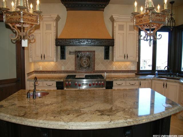 87 E Lone Holw, Sandy, UT 84092 — photo 2