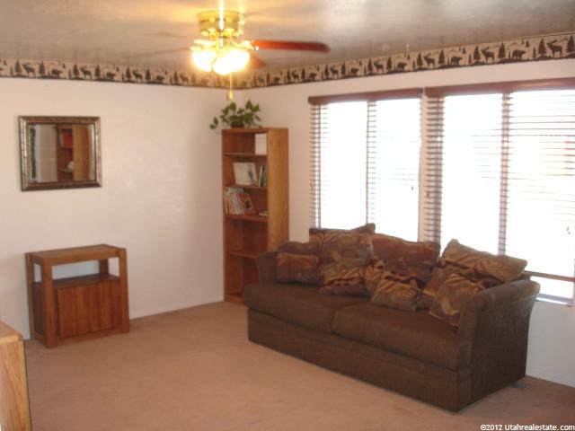 5568 S 3925 W, Roy, UT 84067 — photo 3