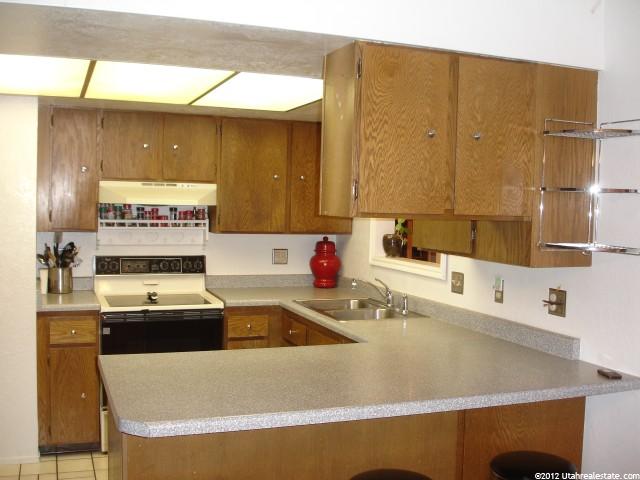 5568 S 3925 W, Roy, UT 84067 — photo 7