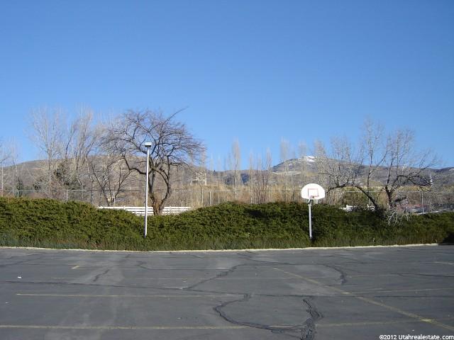 1062 E 75 S, Bountiful, UT 84010 — photo 12