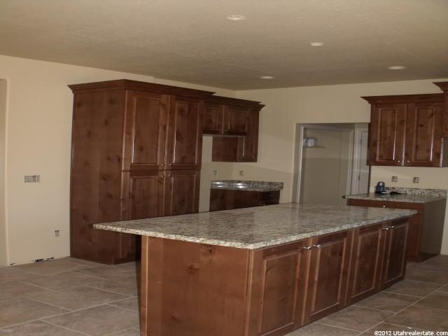 1626 N 150 E, Layton, UT 84041 — photo 4