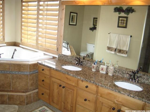 5763 Belmont Dr, Mountain Green, UT 84050 — photo 8