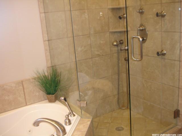 6732 S Perrine Dr E, Midvale, UT 84047 — photo 9