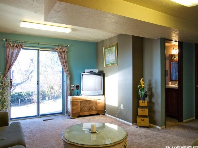 931 Green Oaks Dr, Bountiful, UT 84010 — photo 11