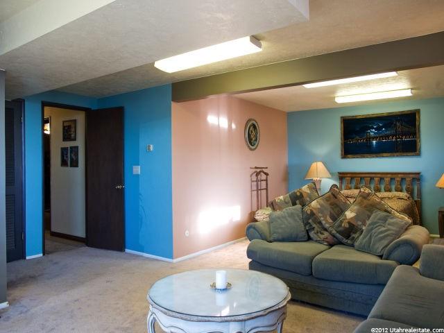 931 Green Oaks Dr, Bountiful, UT 84010 — photo 10