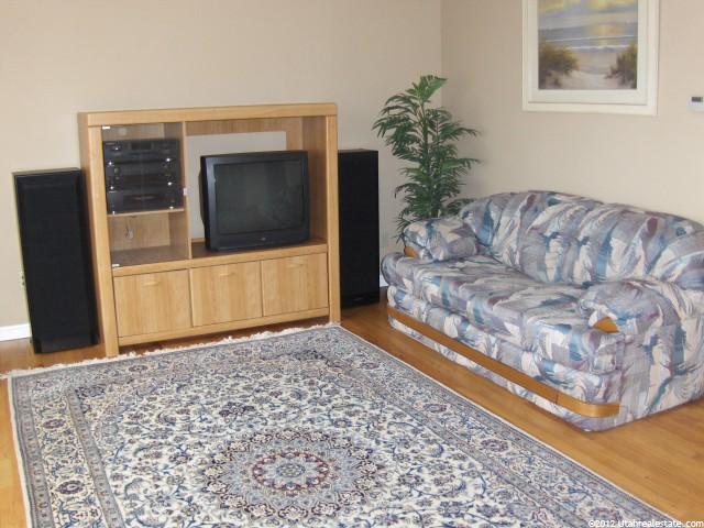 1486 E Valley Ridge Dr, Sandy, UT 84093 — photo 2