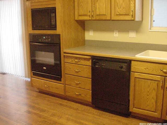 717 W 1000 N, Clinton, UT 84015 — photo 4