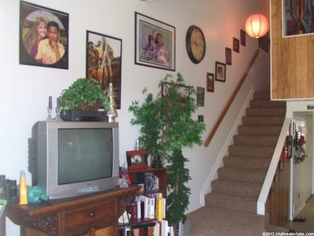 1298 Lorl Ln #3, Ogden, UT 84404 — photo 6