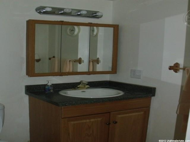 127 E 1100 N #7, Bountiful, UT 84010 — photo 7