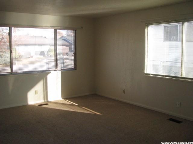 121 W 2100 N, Sunset, UT 84015 — photo 3