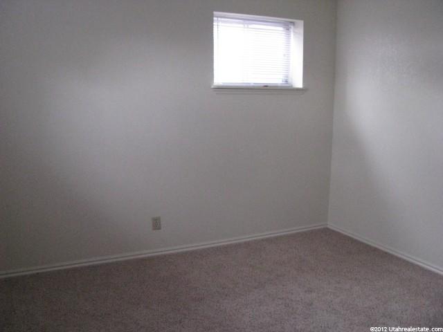 121 W 2100 N, Sunset, UT 84015 — photo 9